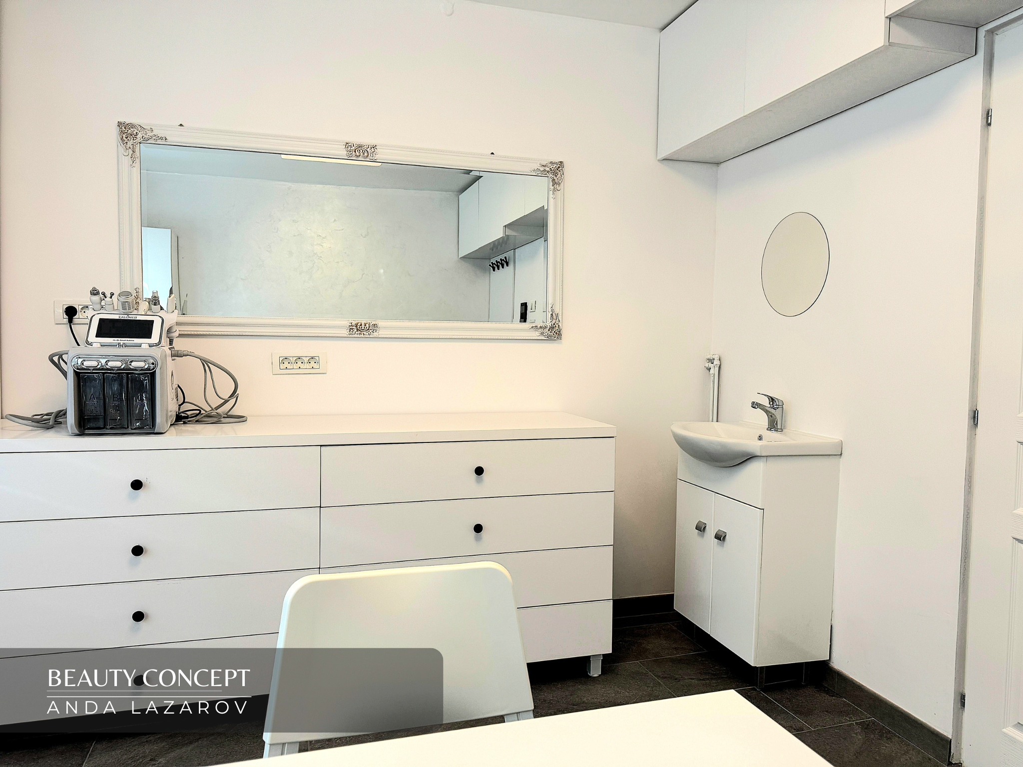 Contact Beauty Concept by Anda Lazarov